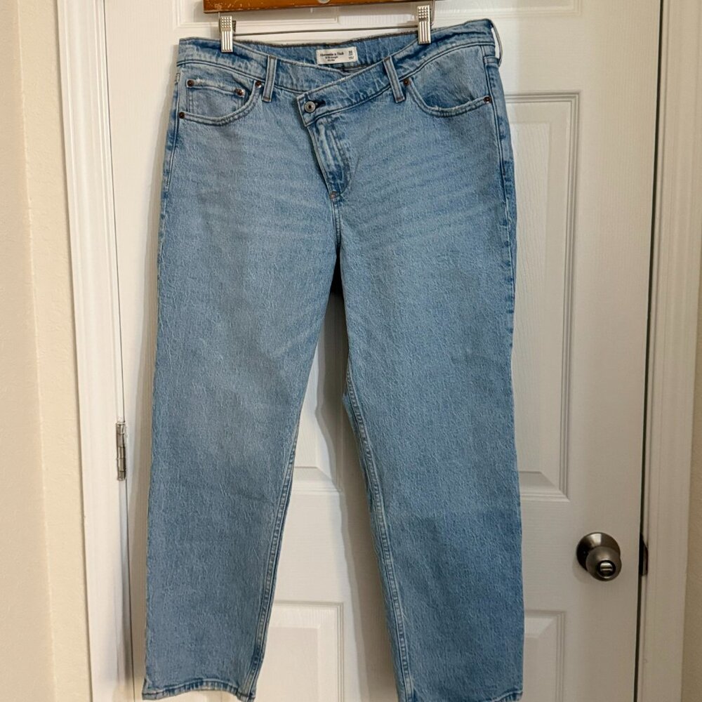 Abercrombie & Fitch The ’90s Straight Jeans Mid Rise Crossover Waist 33 Short
